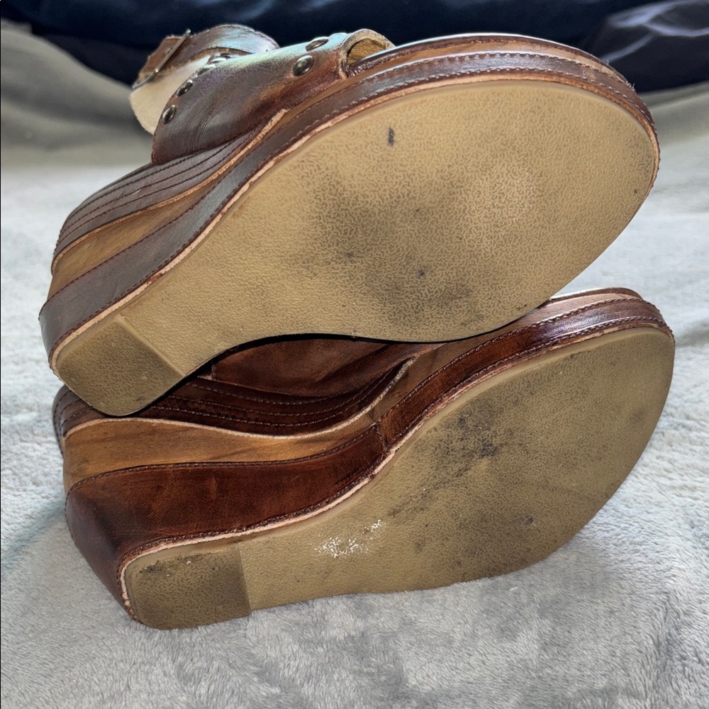 Bed Stu Women’s Brown Leather Wedge Sandals - Picture 7 of 8